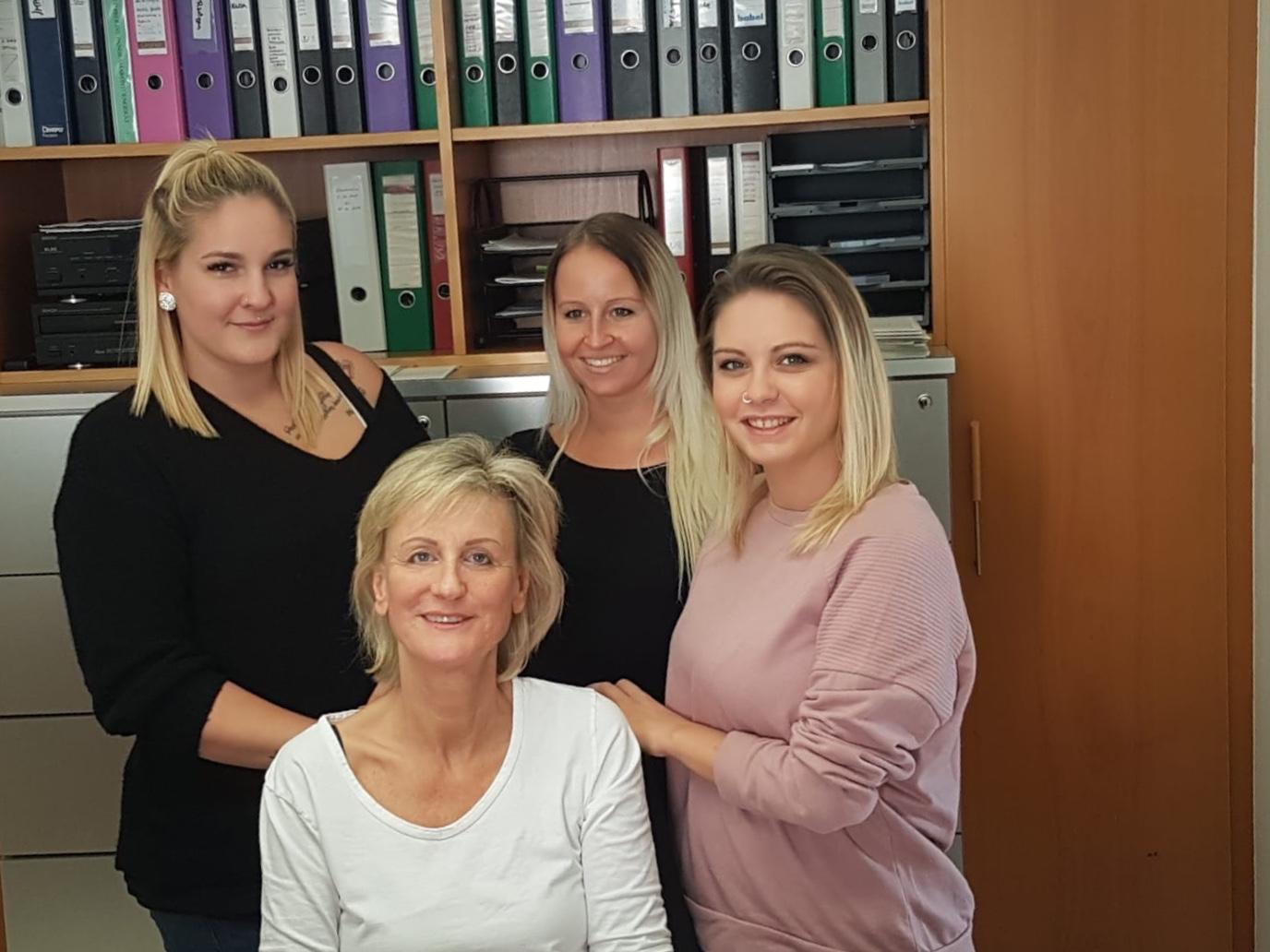 Dr. Andrea Dengg, Kalvarienbergstraße 6 in Wundschuh