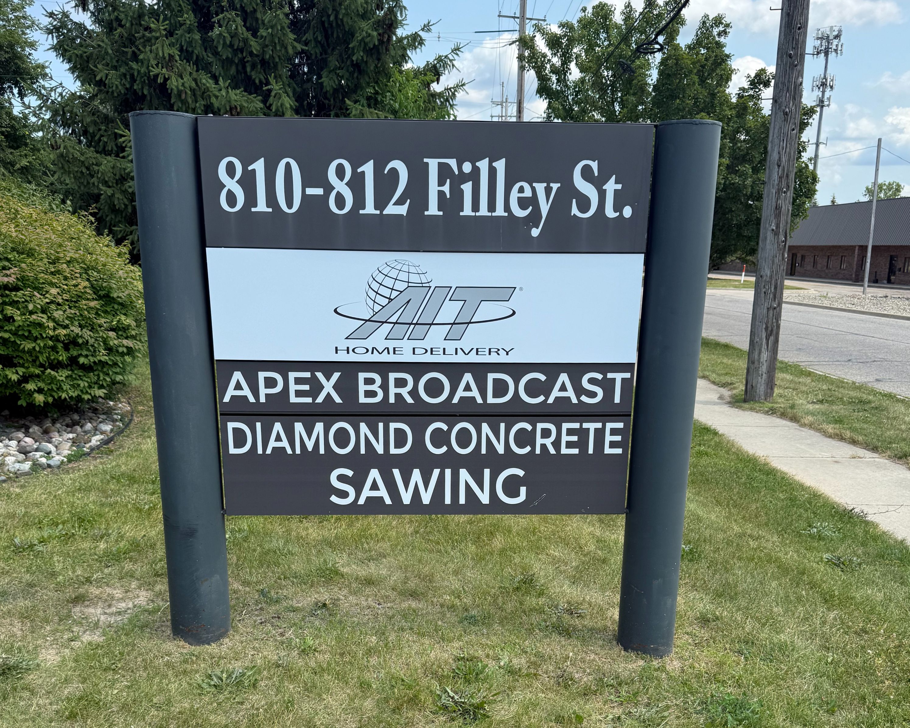 AIT Home Delivery - Lansing Street Sign