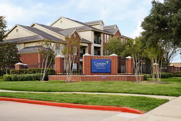 Images Camden Sugar Grove Apartments