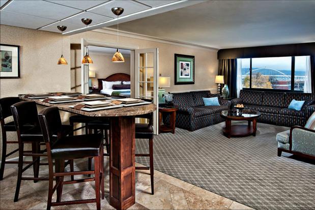 Images Crowne Plaza Portland-Downtown Conv Ctr by IHG