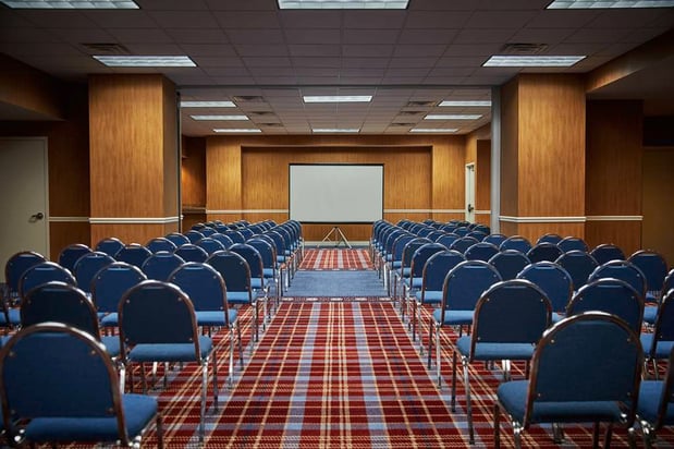 Images Graduate by Hilton Lincoln