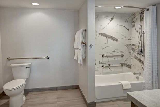 Images Embassy Suites by Hilton Oklahoma City Northwest