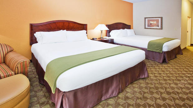 Images Holiday Inn Express Peachtree Corners-Norcross by IHG