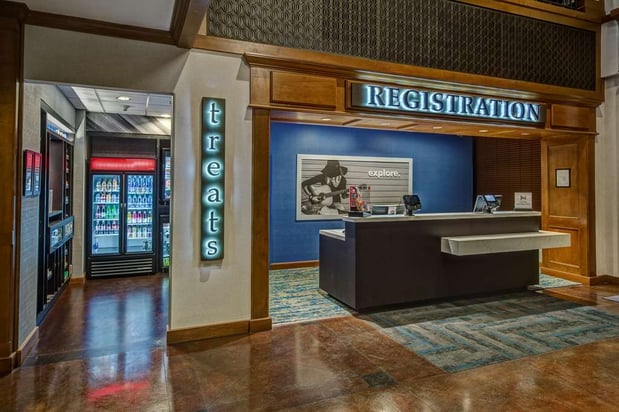 Images Hampton Inn & Suites Austin Downtown
