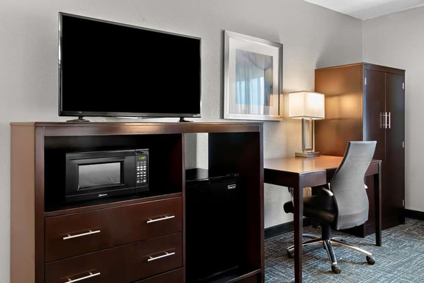Images Best Western Plus Flint Airport Inn & Suites