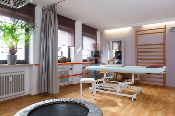 Bilder Physiotherapie | Krankengymnastik an der Oberen Stadtmauer