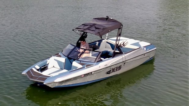 Images Nautical Boat Club - Grapevine