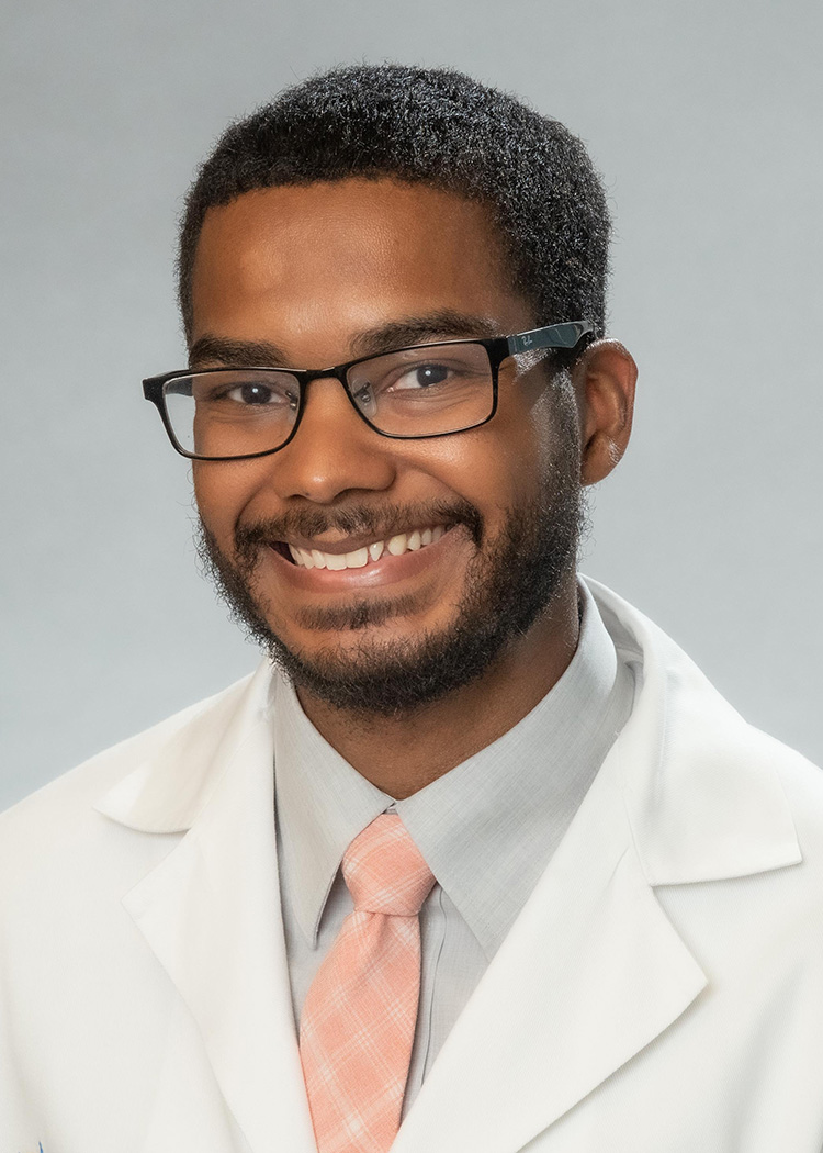 Headshot of Curtis Bashkiharatee, MD