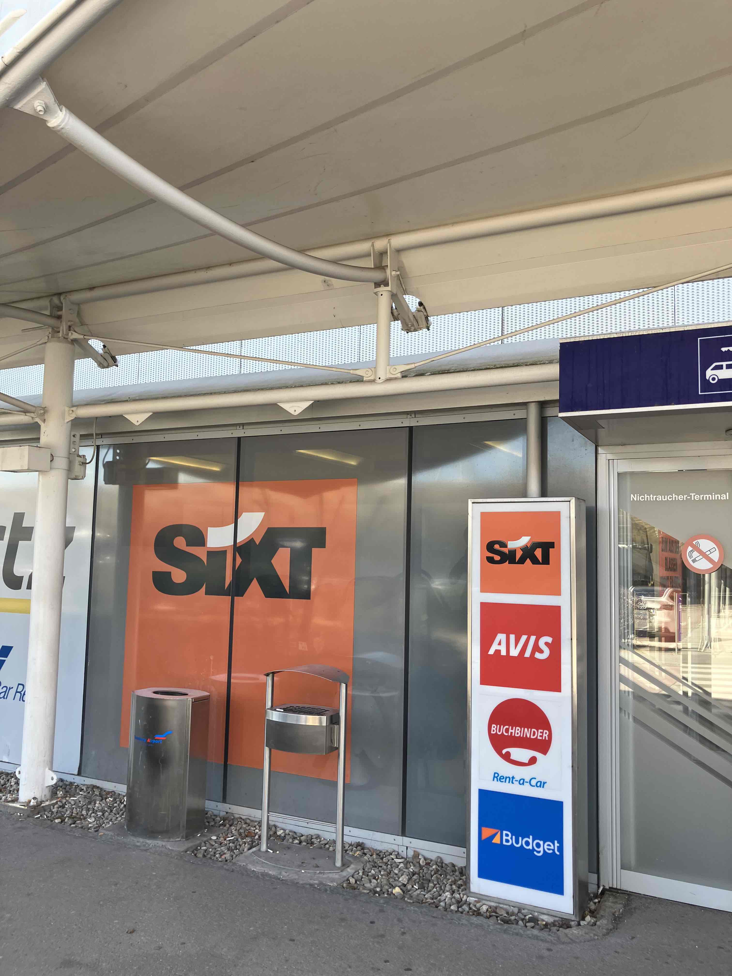 Bild 5 von SIXT Autovermietung Salzburg Flughafen