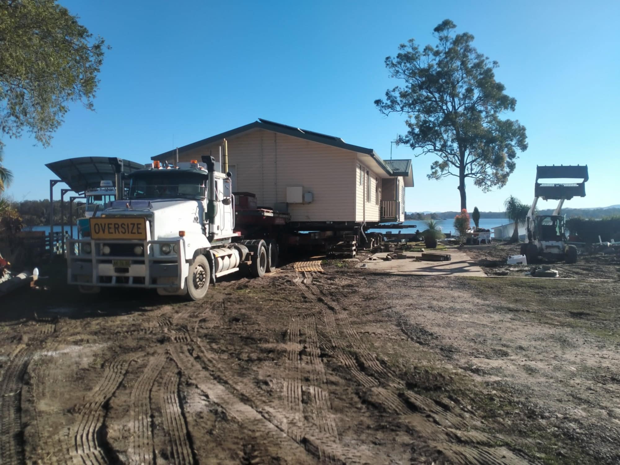 Images Randall & Bond House Removals