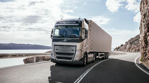 Bilder Volvo Trucks & Renault Trucks | Neuwagenzentrum Hamburg