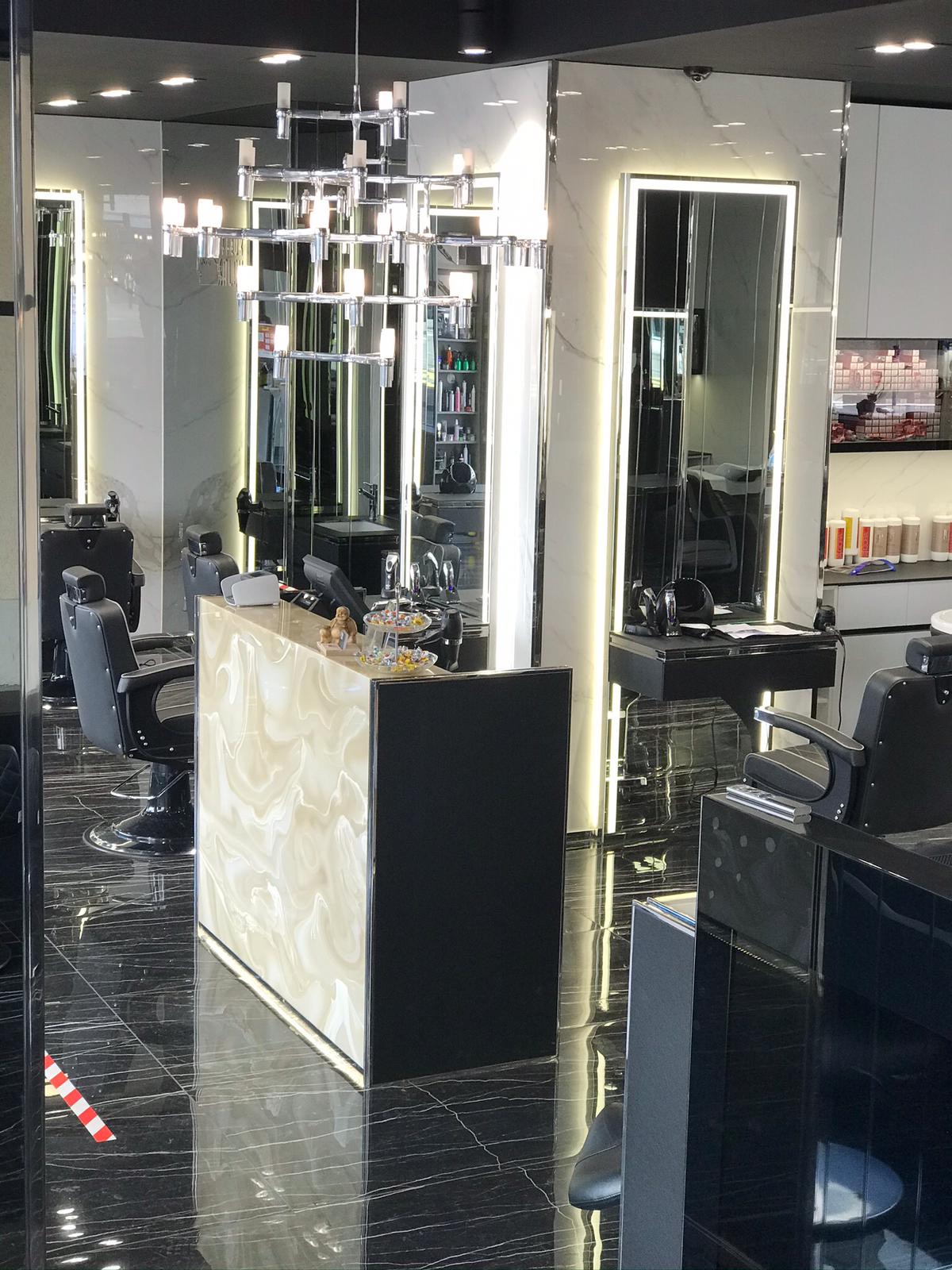 Youssef Plattenleger, Im Margarethental 7 in Binningen