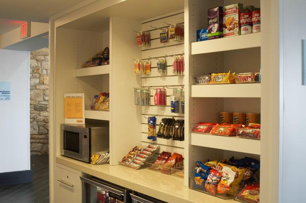 Images Holiday Inn Express Hickory-Hickory Mart by IHG