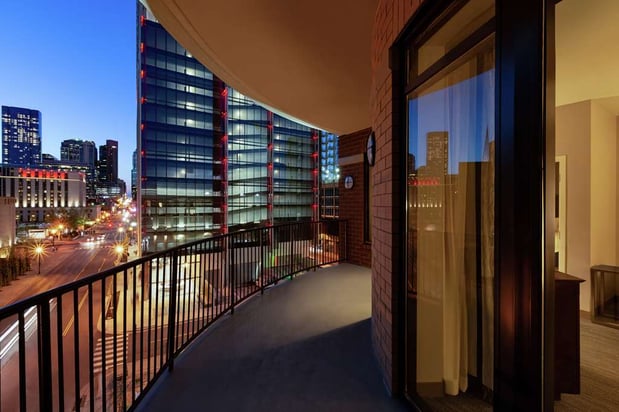 Images Hampton Inn & Suites Nashville-Downtown