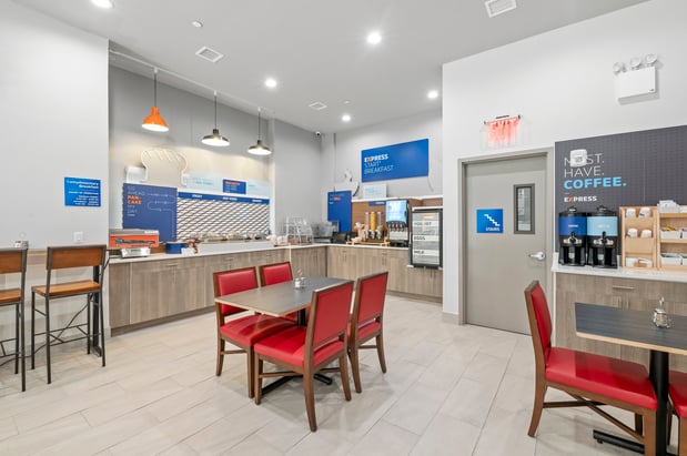 Images Holiday Inn Express & Suites Bronx - Zoo Area by IHG