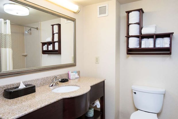 Images Hampton Inn & Suites Cincinnati-Union Centre