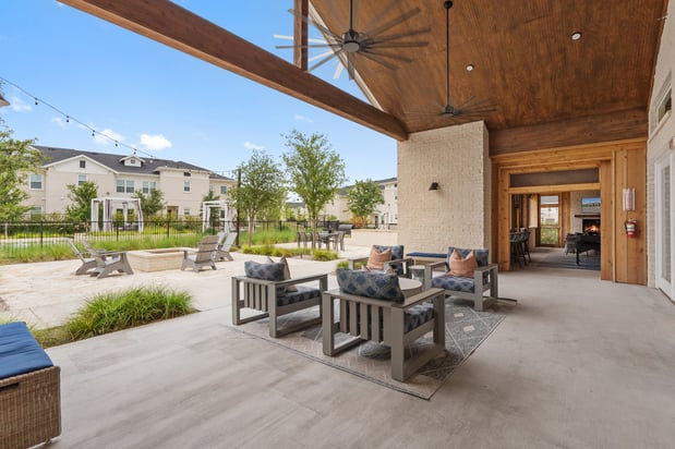 Images Camden Leander Apartments