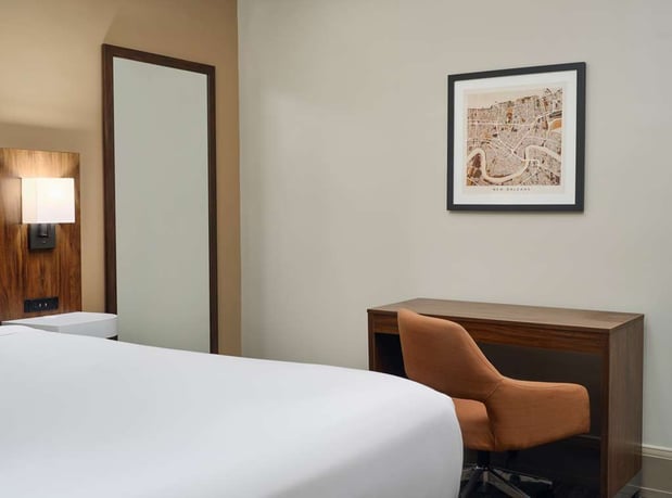 Images Hampton Inn & Suites New Orleans Canal St. French Quarter