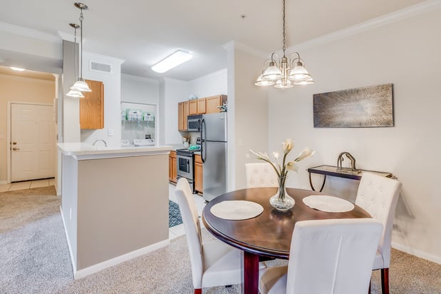 Images Estancia Apartments