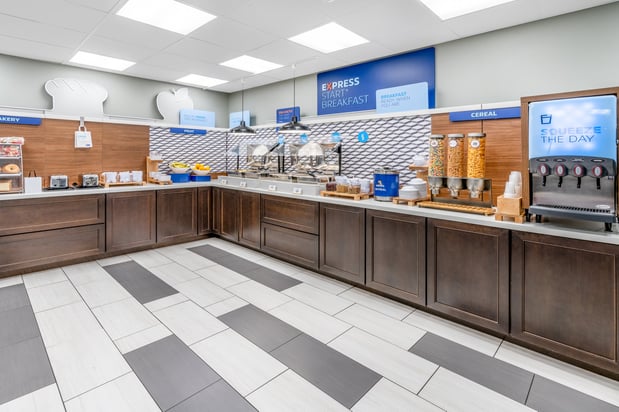Images Holiday Inn Express & Suites Colorado Springs Afa Northgate by IHG