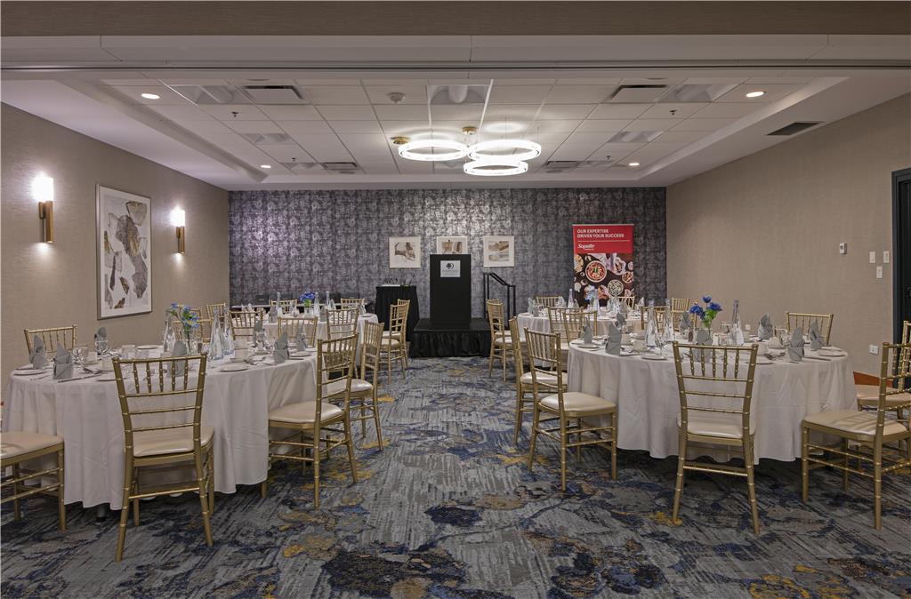 Images DoubleTree by Hilton Hotel West Edmonton