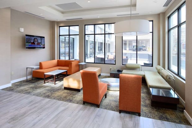 Images Hilton Garden Inn Reagan National Airport