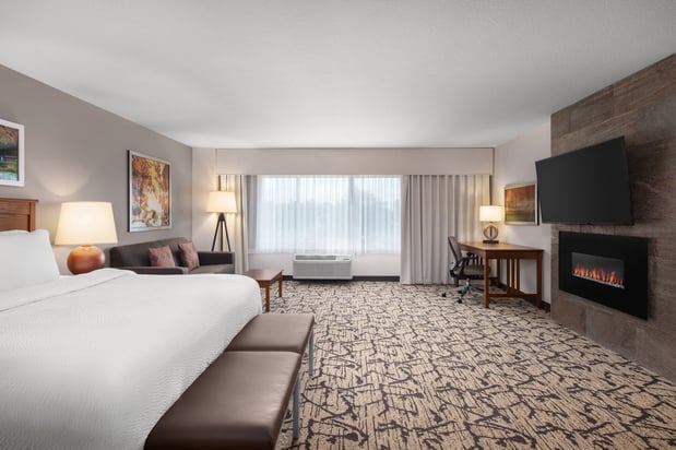 Images Holiday Inn Stevens Point - Convention Ctr by IHG