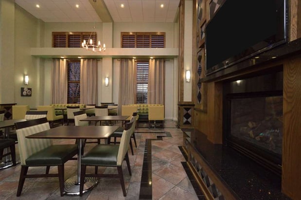 Images Hampton Inn & Suites Carson City