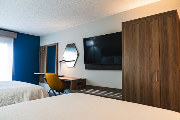 Images Holiday Inn Express Frazer-Malvern by IHG