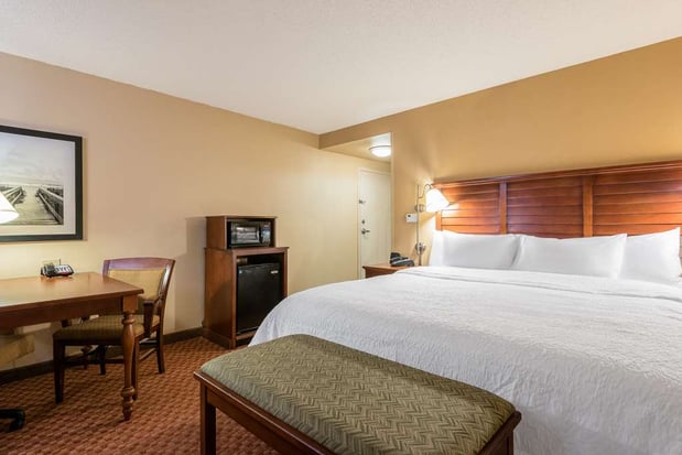 Images Hampton Inn & Suites Florence-North-I-95