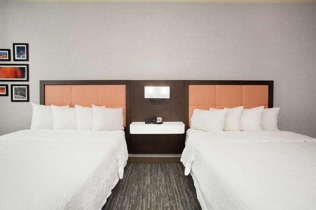 Images Hampton Inn & Suites Denver-Downtown