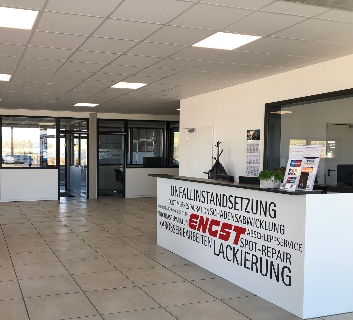 Lack- & Karosseriezentrum Engst GmbH & Co.KG, Christian-Necker-Straße 10 in Munderkingen