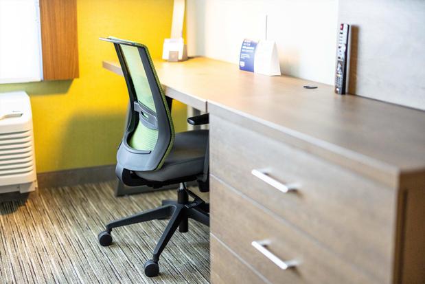 Images Holiday Inn Express & Suites San Jose – Silicon Valley by IHG