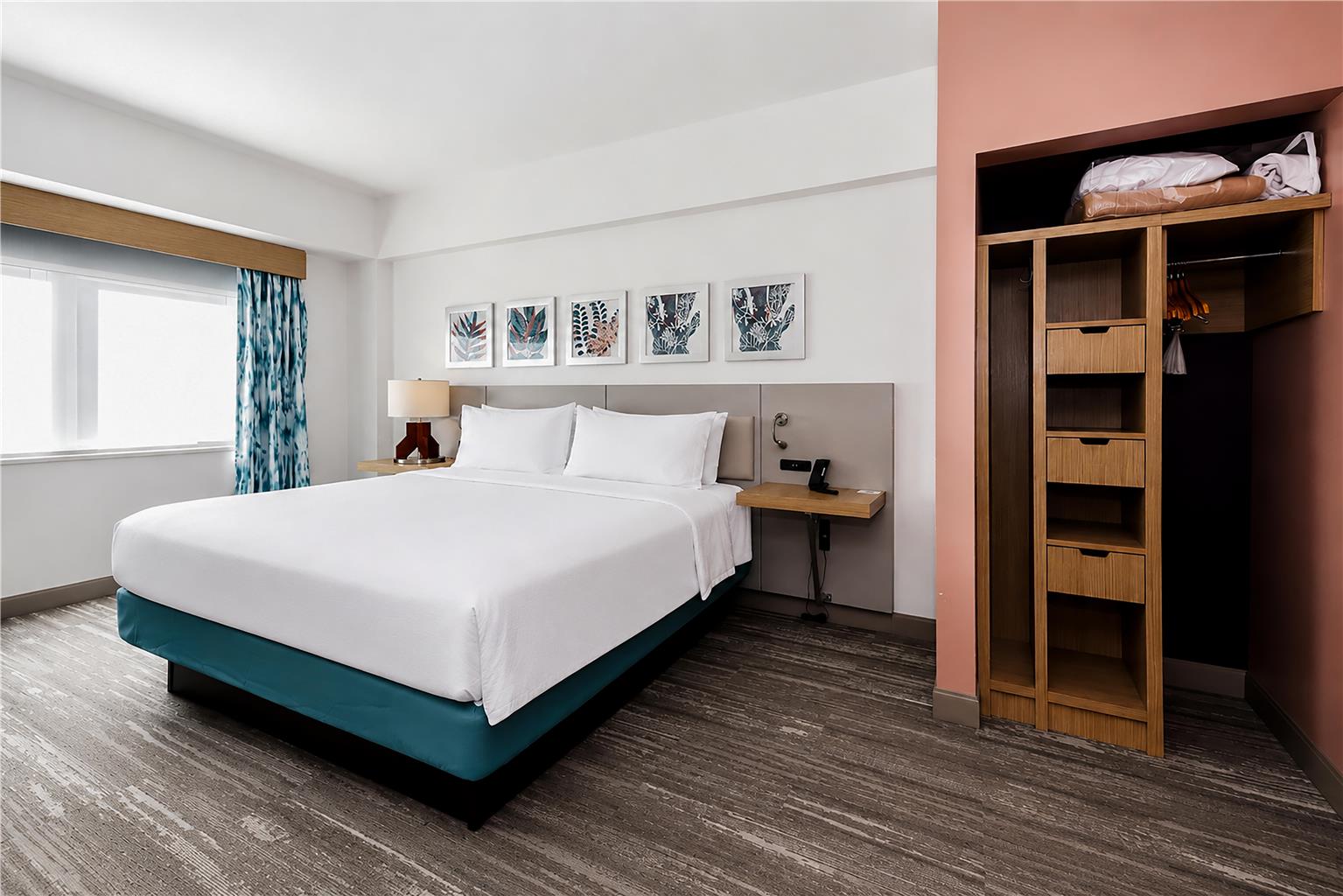 Guest room