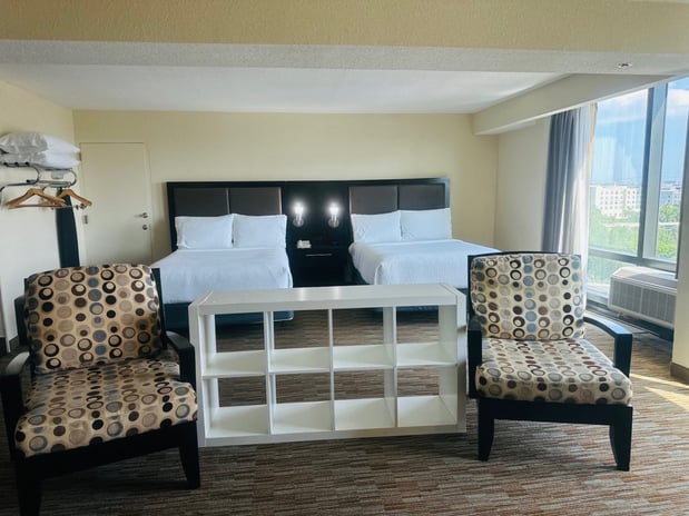 Images Holiday Inn Miami-International Airport by IHG