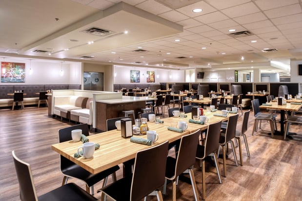 Images Holiday Inn & Suites Atlanta Airport-North by IHG
