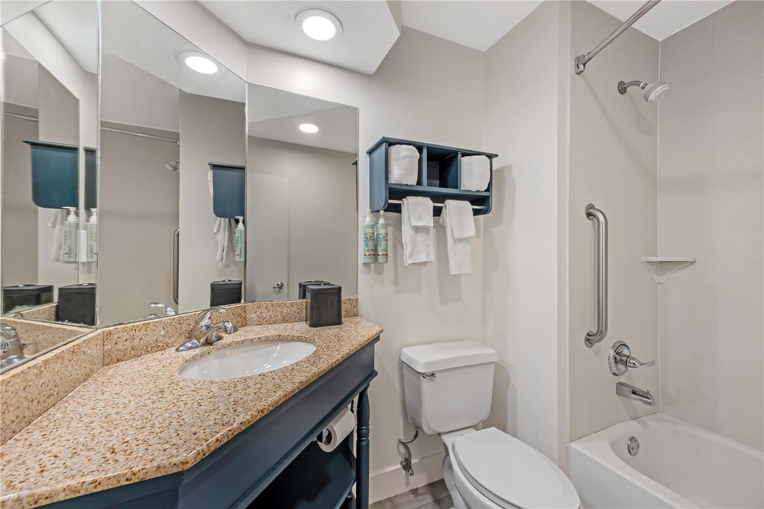 King Guest Bathroom