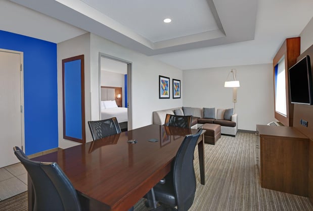 Images Holiday Inn Express Adrian by IHG