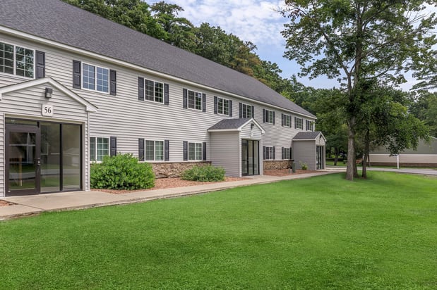 Images Twin Lakes Clifton Park Apartments