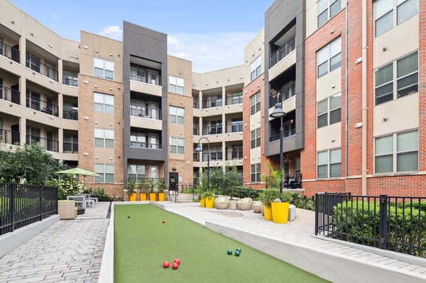 Images Camden Washingtonian Apartments
