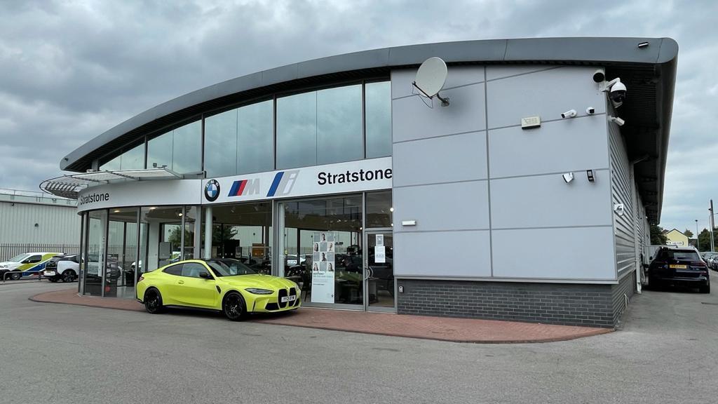 Images BMW Service Centre Hull