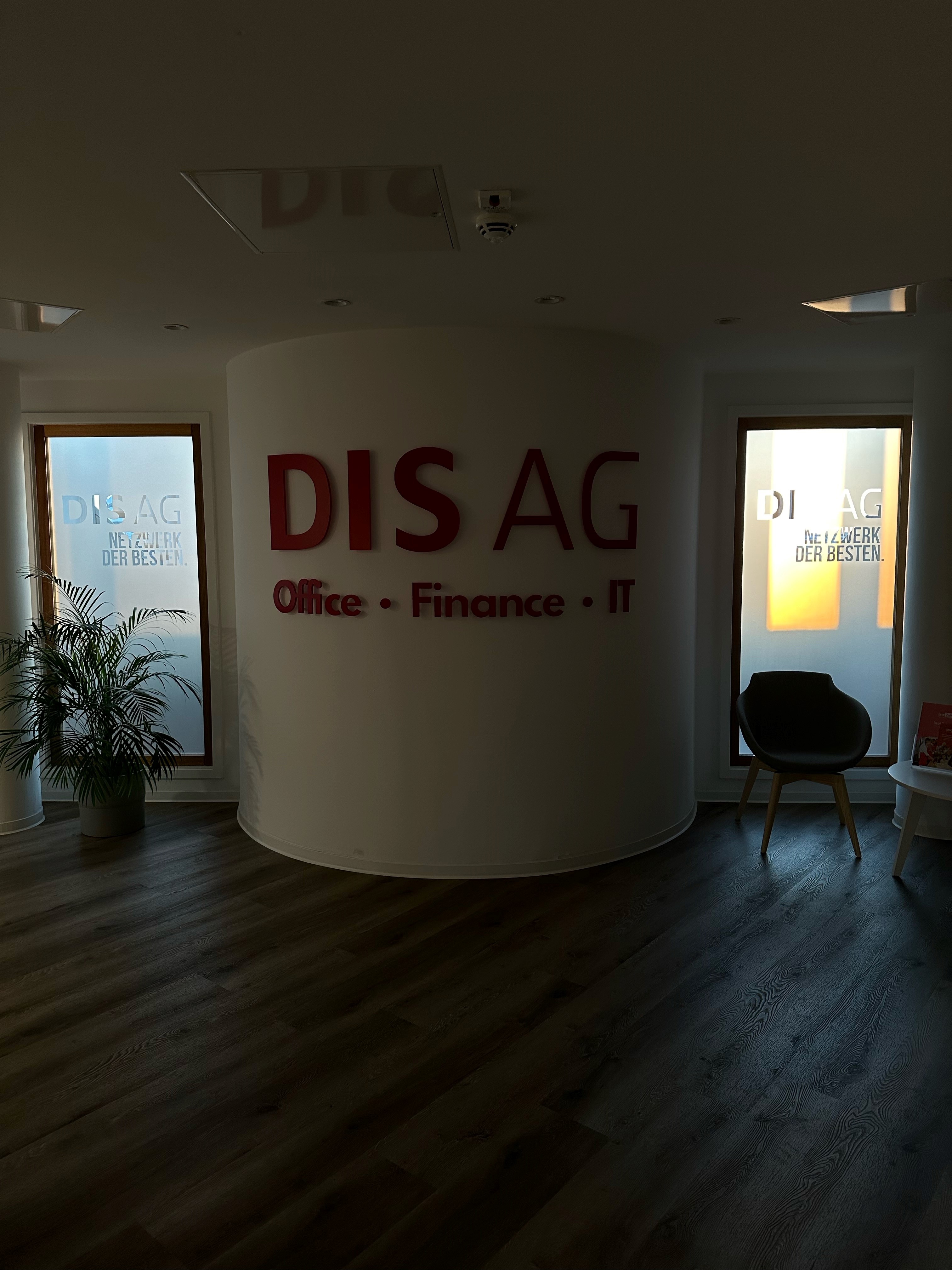 Bild 14 DIS AG - Personaldienstleister & Personalvermittler in Leipzig