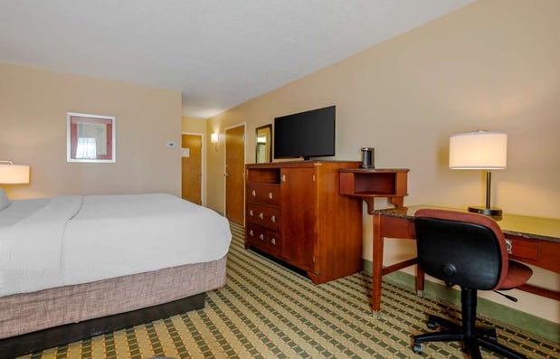 Images Best Western Plus Inn at Valley View
