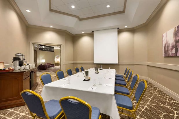 Images Embassy Suites by Hilton Phoenix Downtown North