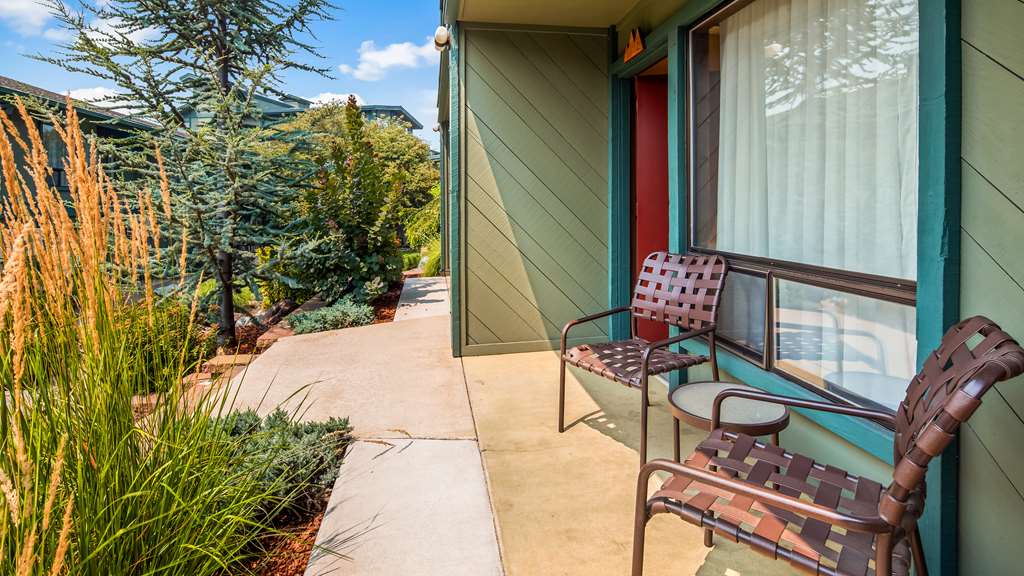 Guest Room Patio Area