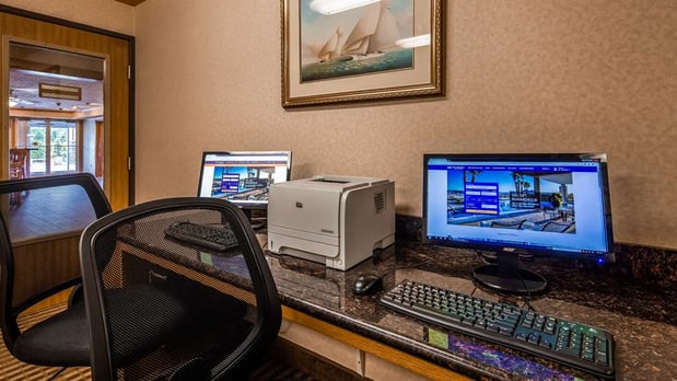 Images Best Western Plus Landmark Inn