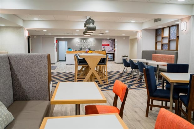 Images Hampton Inn Gonzales