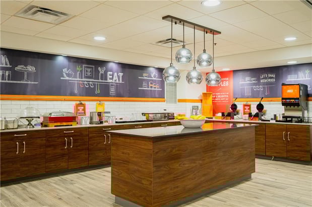 Images Hampton Inn Gonzales