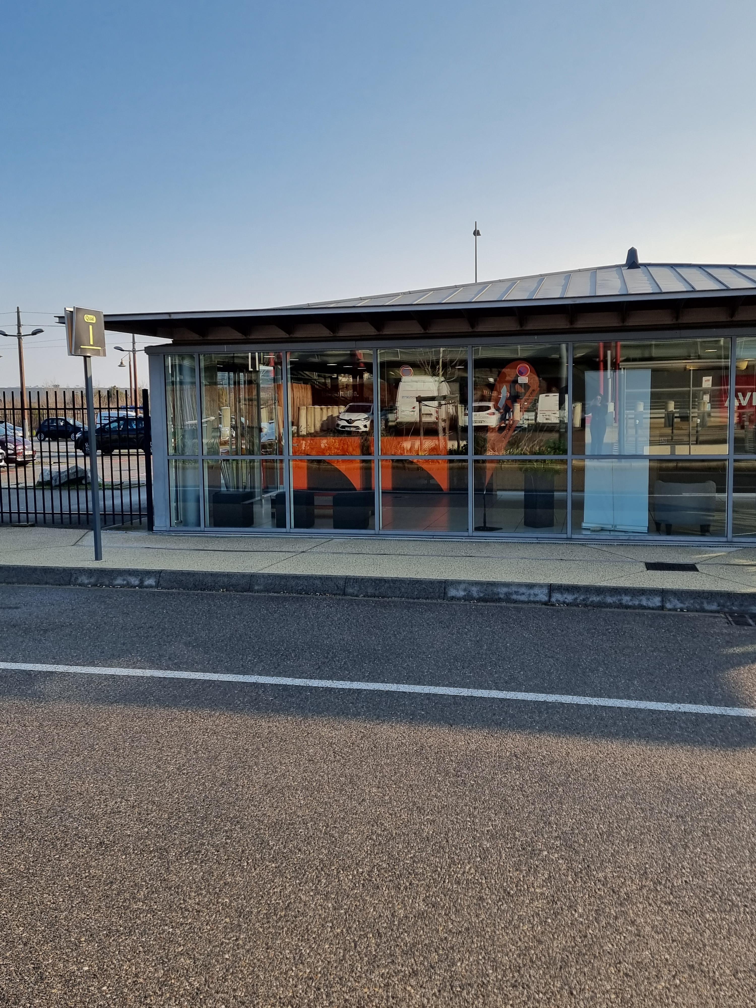 Images SIXT | Location voiture Valence TGV