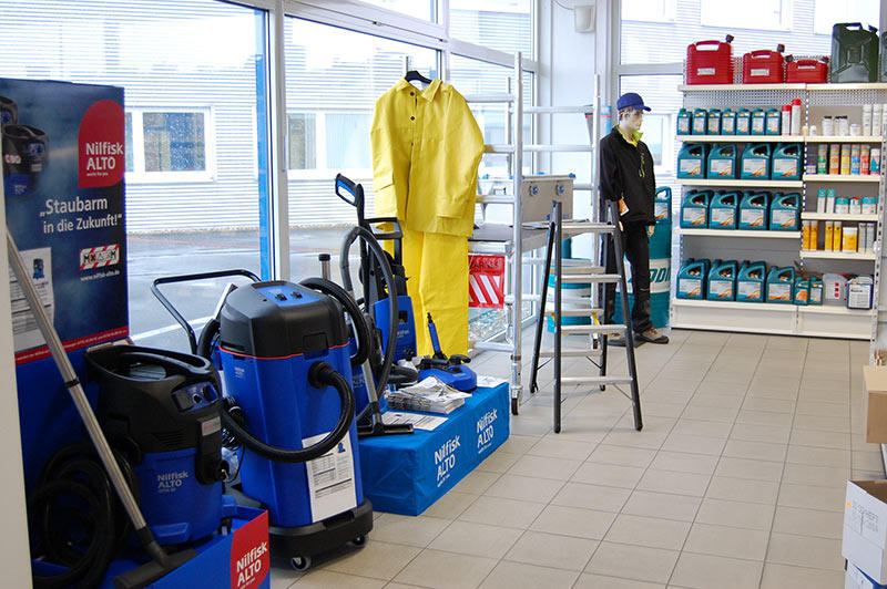 ISL Industriehandel & Service GmbH, Am Airpark 4 in Merseburg (Saale)